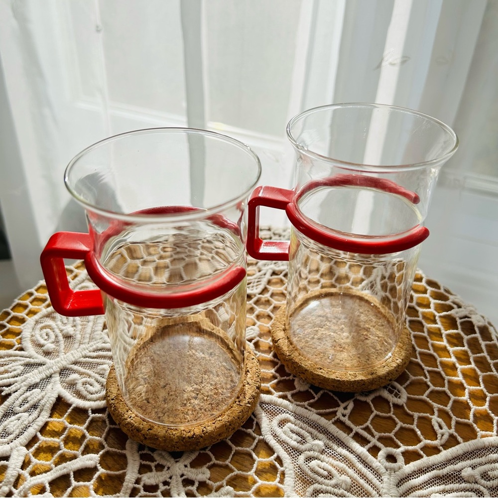 Vintage set of 2 red French press bistro coffee /tea mugs with cork coasters